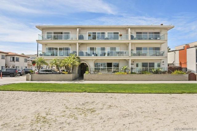 3500 Bayside 3C, San Diego, CA 92109