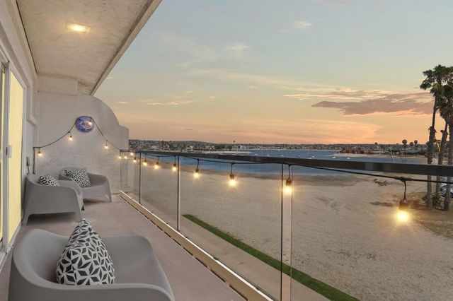 3500 Bayside 3C, San Diego, CA 92109