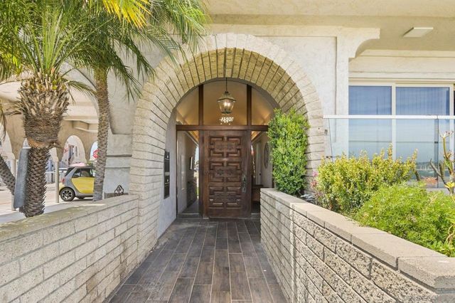3500 Bayside 3C, San Diego, CA 92109