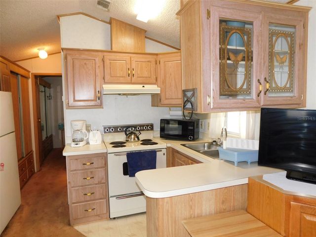 1548 NE STRICKLAND STREET, Arcadia, FL 34266