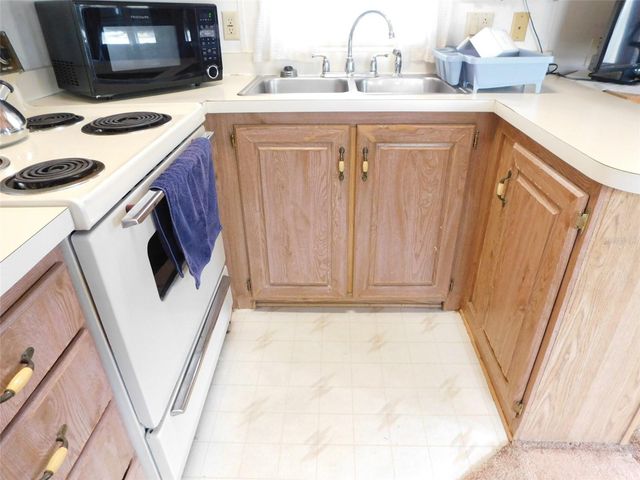 1548 NE STRICKLAND STREET, Arcadia, FL 34266