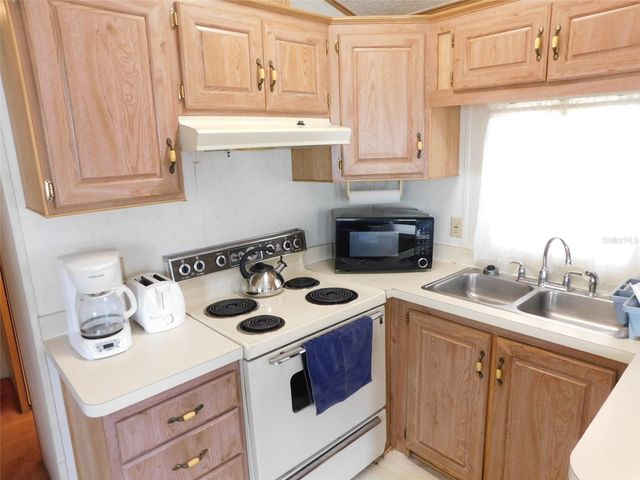 1548 NE STRICKLAND STREET, Arcadia, FL 34266