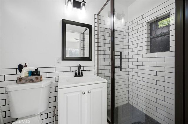 14975 Florentine Street, Sylmar, CA 91342