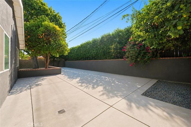 14975 Florentine Street, Sylmar, CA 91342