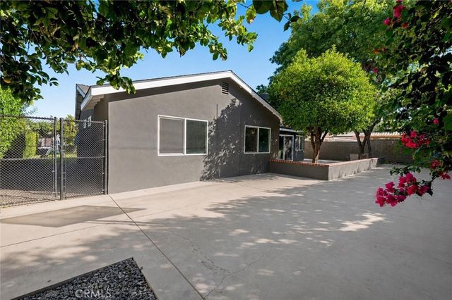 14975 Florentine Street, Sylmar, CA 91342