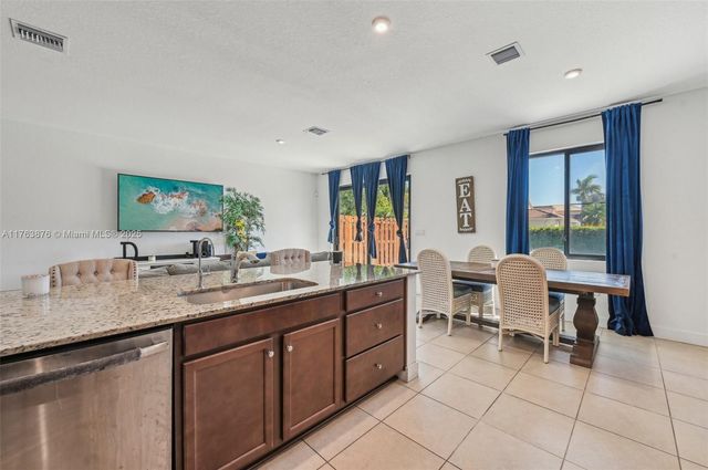 10850 SW 235th Ln, Homestead, FL 33032