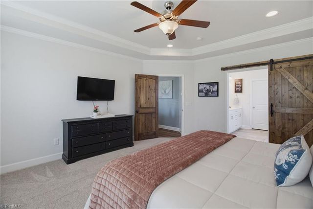 1837 Ridge Creek Drive, Kernersville, NC 27284