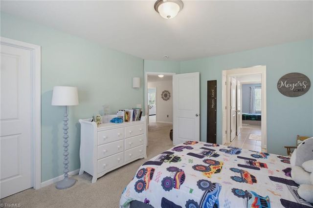 1837 Ridge Creek Drive, Kernersville, NC 27284
