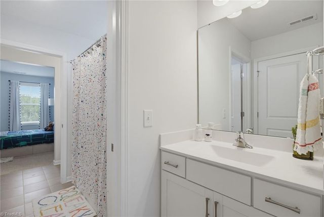 1837 Ridge Creek Drive, Kernersville, NC 27284