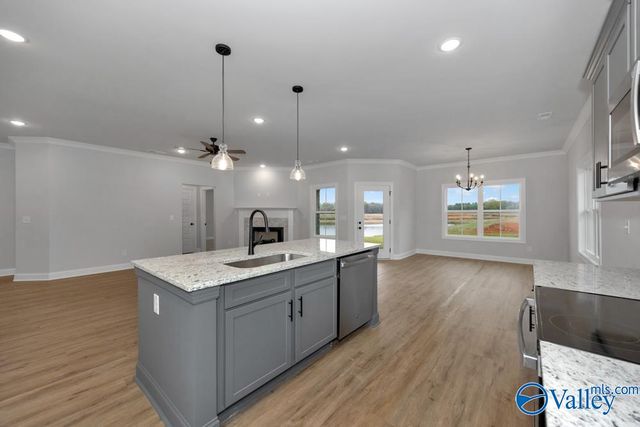 104 Alton Dale Drive, Toney, AL 35773