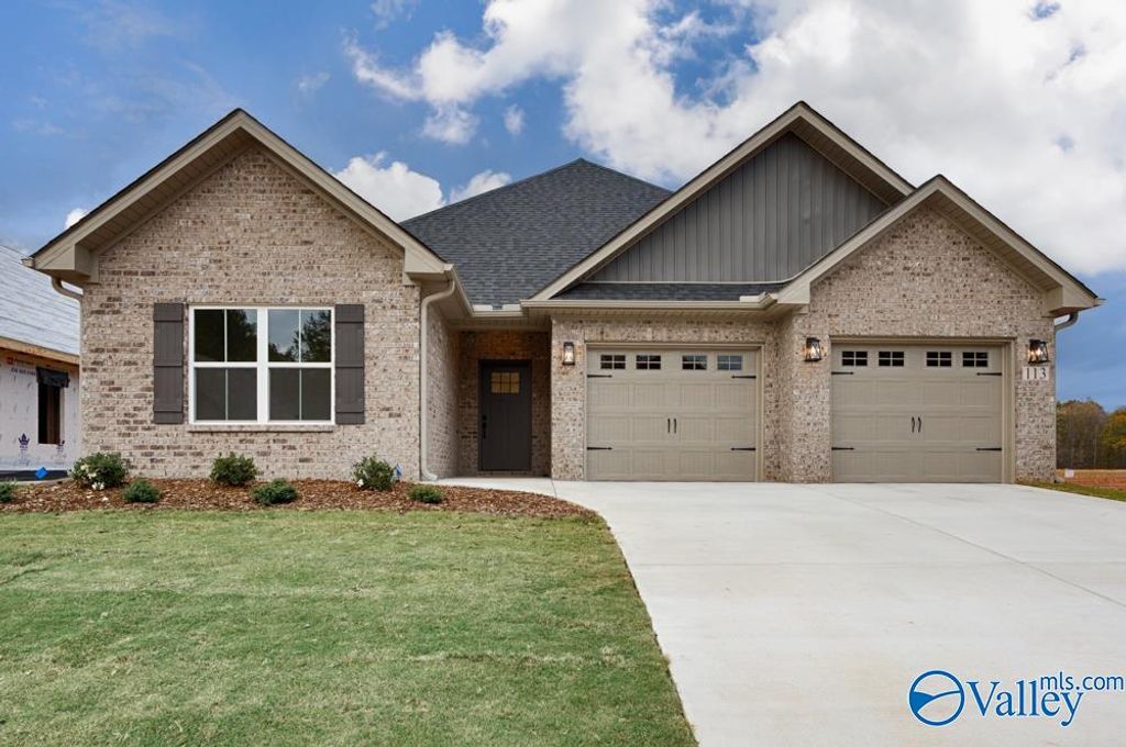 104 Alton Dale Drive, Toney, AL 35773