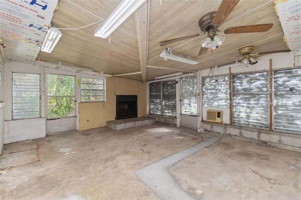 Image 21 of property listing at 1730 NEPTUNE ROAD, Kissimmee, FL 34744