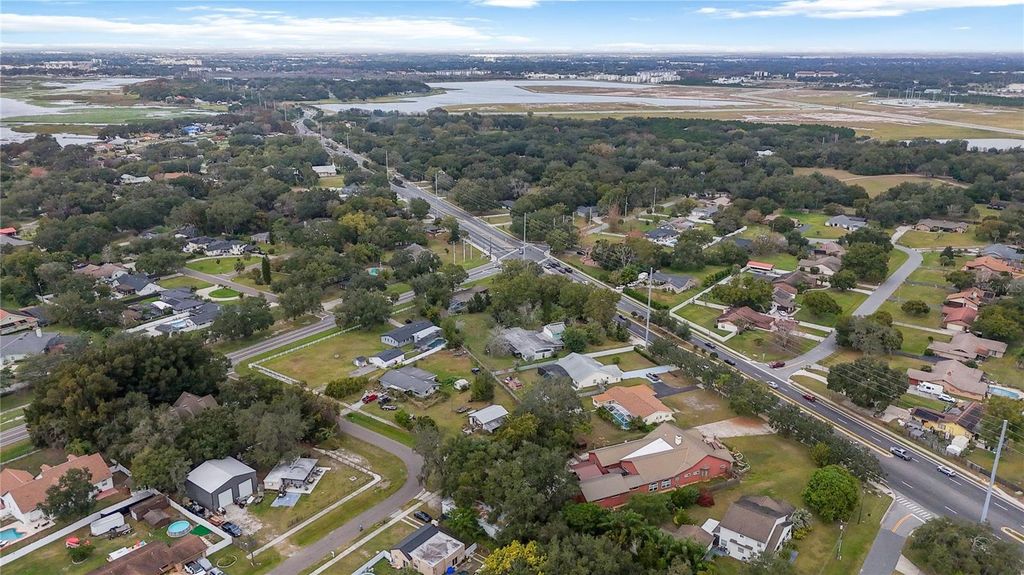 Image 37 of property listing at 1730 NEPTUNE ROAD, Kissimmee, FL 34744