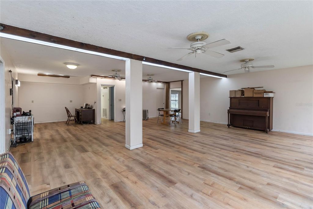 Image 6 of property listing at 1730 NEPTUNE ROAD, Kissimmee, FL 34744