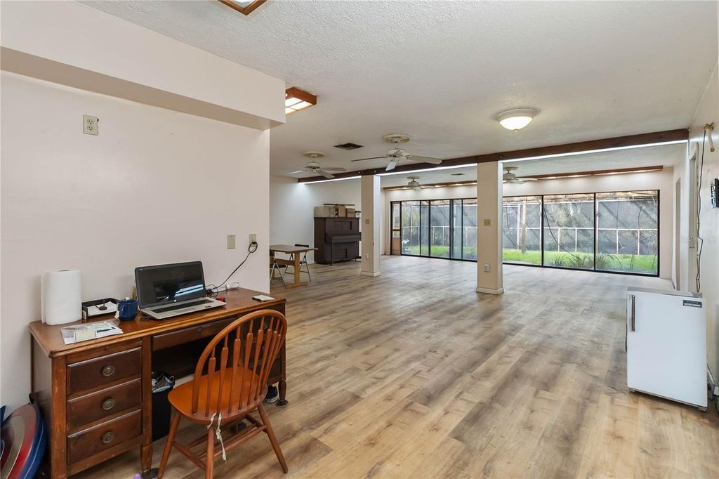 Image 9 of property listing at 1730 NEPTUNE ROAD, Kissimmee, FL 34744