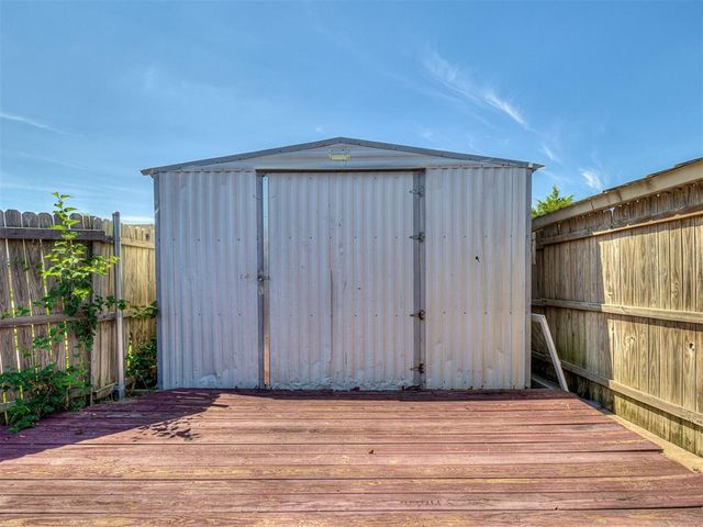 2101 Westmore Drive, Moore, OK 73170