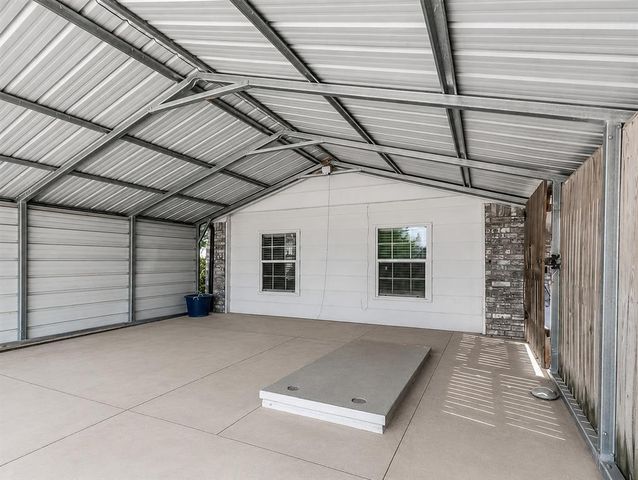 2101 Westmore Drive, Moore, OK 73170