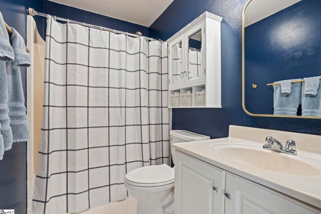 1 Appalachian Lane, Mauldin, SC 29662