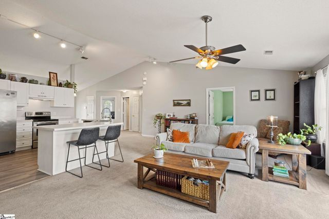 1 Appalachian Lane, Mauldin, SC 29662