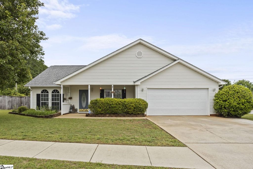 1 Appalachian Lane, Mauldin, SC 29662