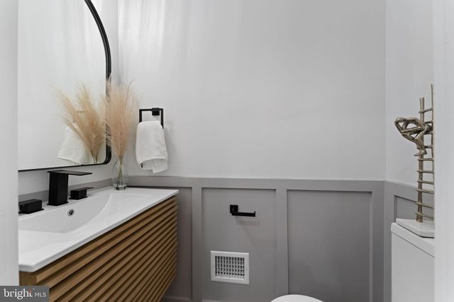 5123 8TH ST NW, Washington, DC 20011