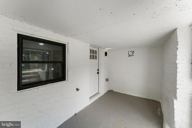 5123 8TH ST NW, Washington, DC 20011