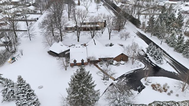 2112 Autumn Run, Fort Wayne, IN 46845