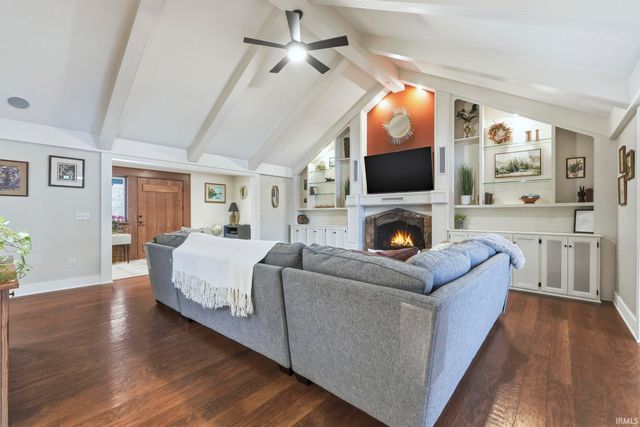 2112 Autumn Run, Fort Wayne, IN 46845