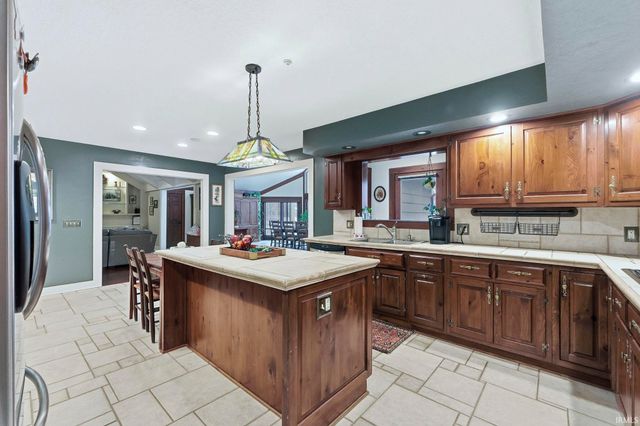 2112 Autumn Run, Fort Wayne, IN 46845