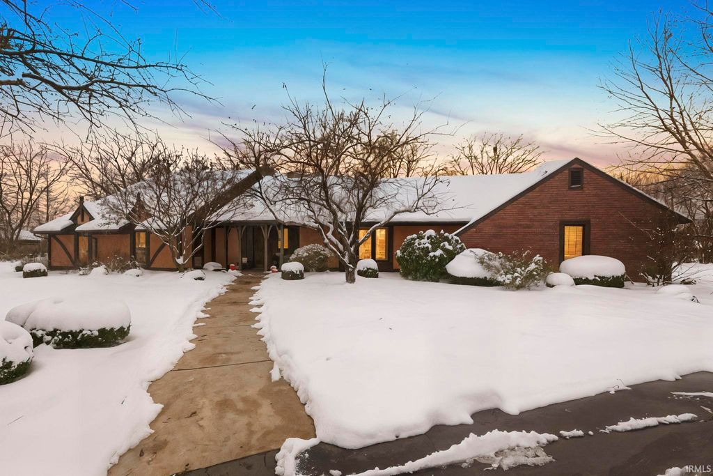 2112 Autumn Run, Fort Wayne, IN 46845