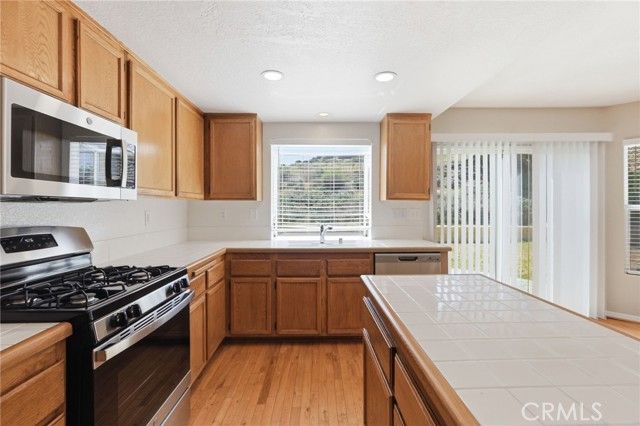 3152 Hampton, Palmdale, CA 93551