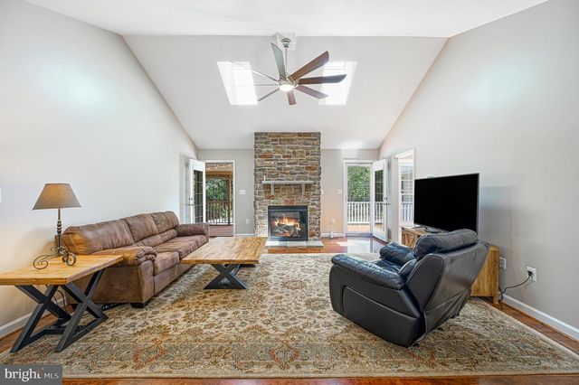 219 OAKWOOD DR, Mineral, VA 23117