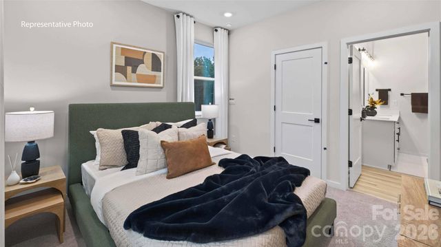5112 S Tryon Street, Charlotte, NC 28217