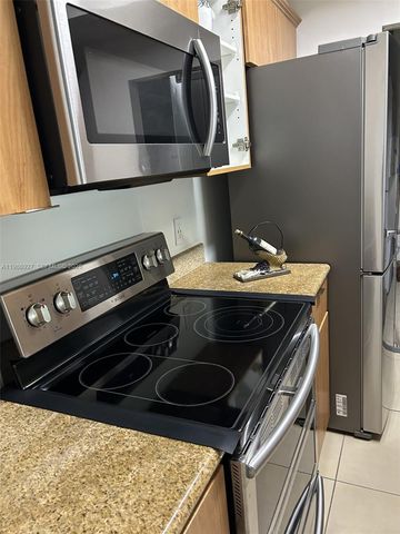 3590 Coral Way 704, Miami, FL 33145