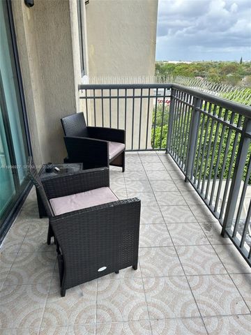 3590 Coral Way 704, Miami, FL 33145