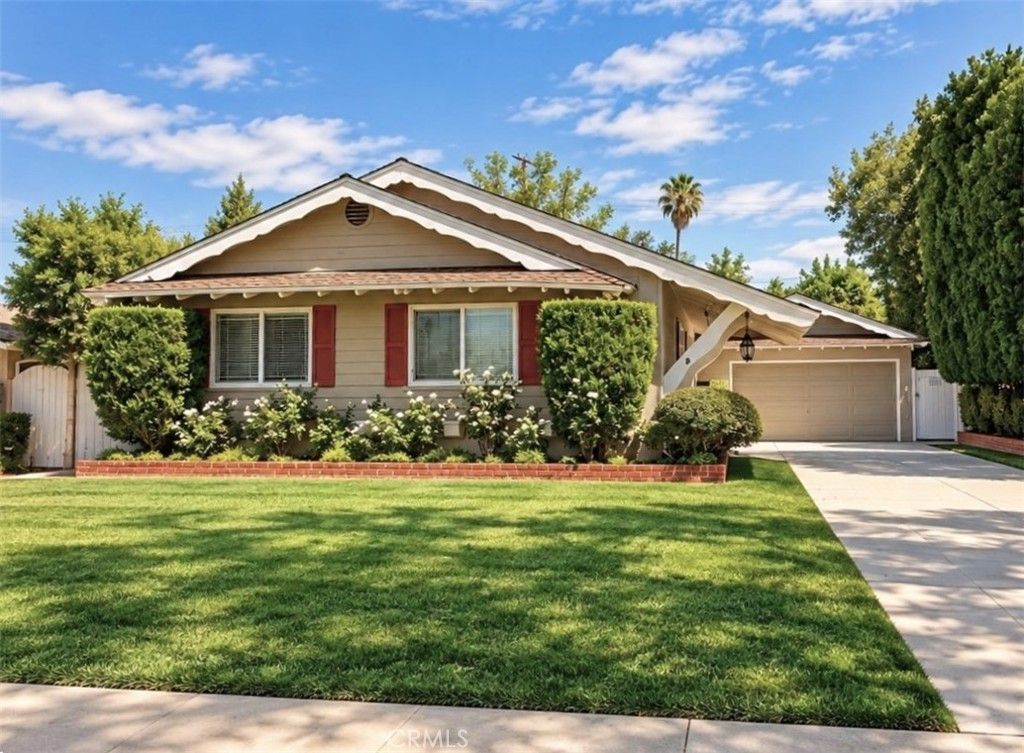 18609 Knapp, Northridge, CA 91324 — exterior
