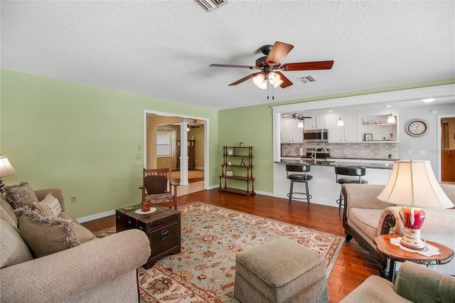 17373 SE 130TH AVENUE, Weirsdale, FL 32195