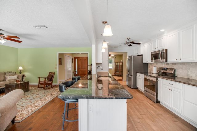 17373 SE 130TH AVENUE, Weirsdale, FL 32195