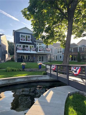 2 W Street, Lake Lotawana, MO 64086