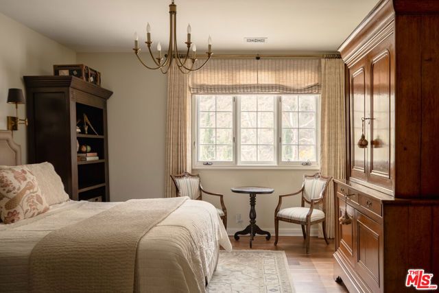 1420 Moraga Drive, Los Angeles, CA 90049