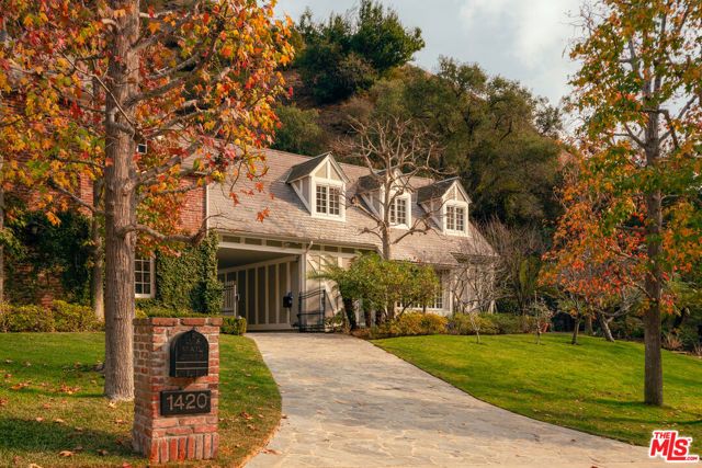 1420 Moraga Drive, Los Angeles, CA 90049