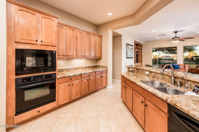 22813 N DEL MONTE Drive, Sun City West, AZ 85375