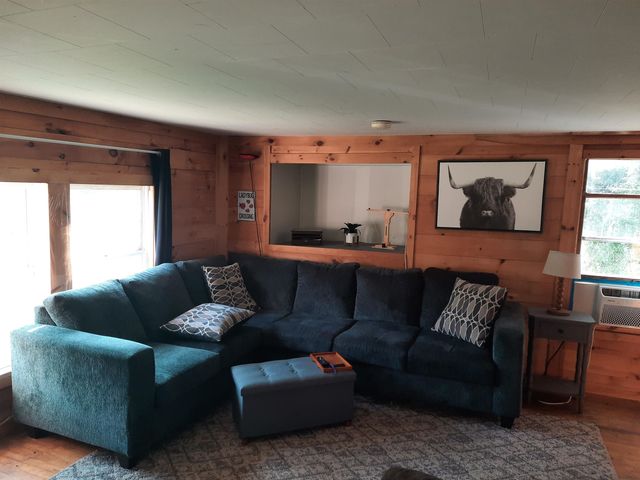 1463 Main Street, Pittsburg, NH 03592