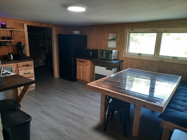 1463 Main Street, Pittsburg, NH 03592