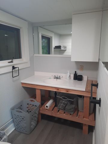 1463 Main Street, Pittsburg, NH 03592