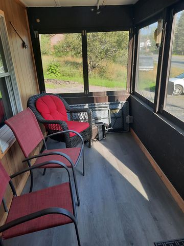 1463 Main Street, Pittsburg, NH 03592