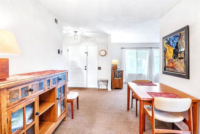 16555 Caminito Vecinos 39, San Diego, CA 92128