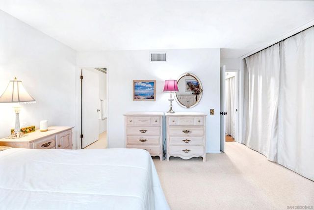 16555 Caminito Vecinos 39, San Diego, CA 92128