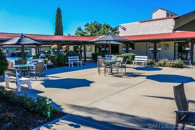 16555 Caminito Vecinos 39, San Diego, CA 92128