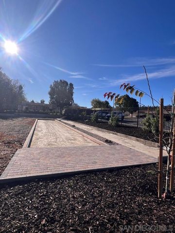 16555 Caminito Vecinos 39, San Diego, CA 92128